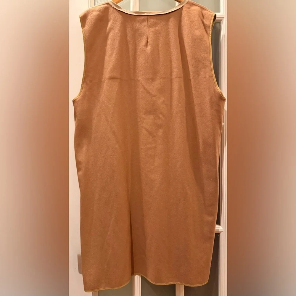 BURBERRY Trench Coat